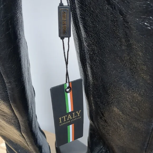 Elegant Black Knee-High Italian Leather Women's Boots - Picture 6 of 9